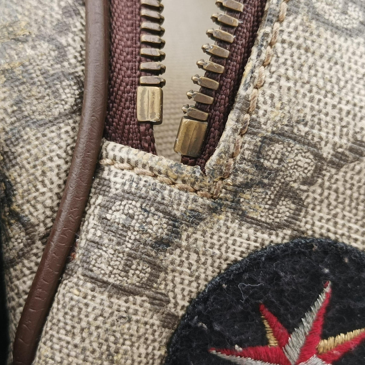 Vintage Gucci GG Supreme Courrier Brown PVC coated canvas 529711 bum bag/waist bag | stylenewstar