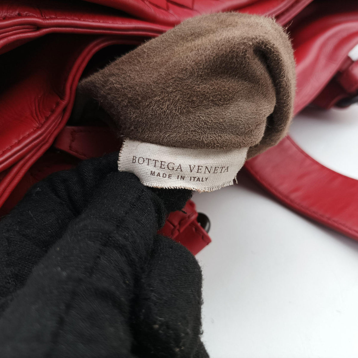 Pre-owned Bottega Veneta Roma Intrecciato Red lambskin  shoulderbag | stylenewstar