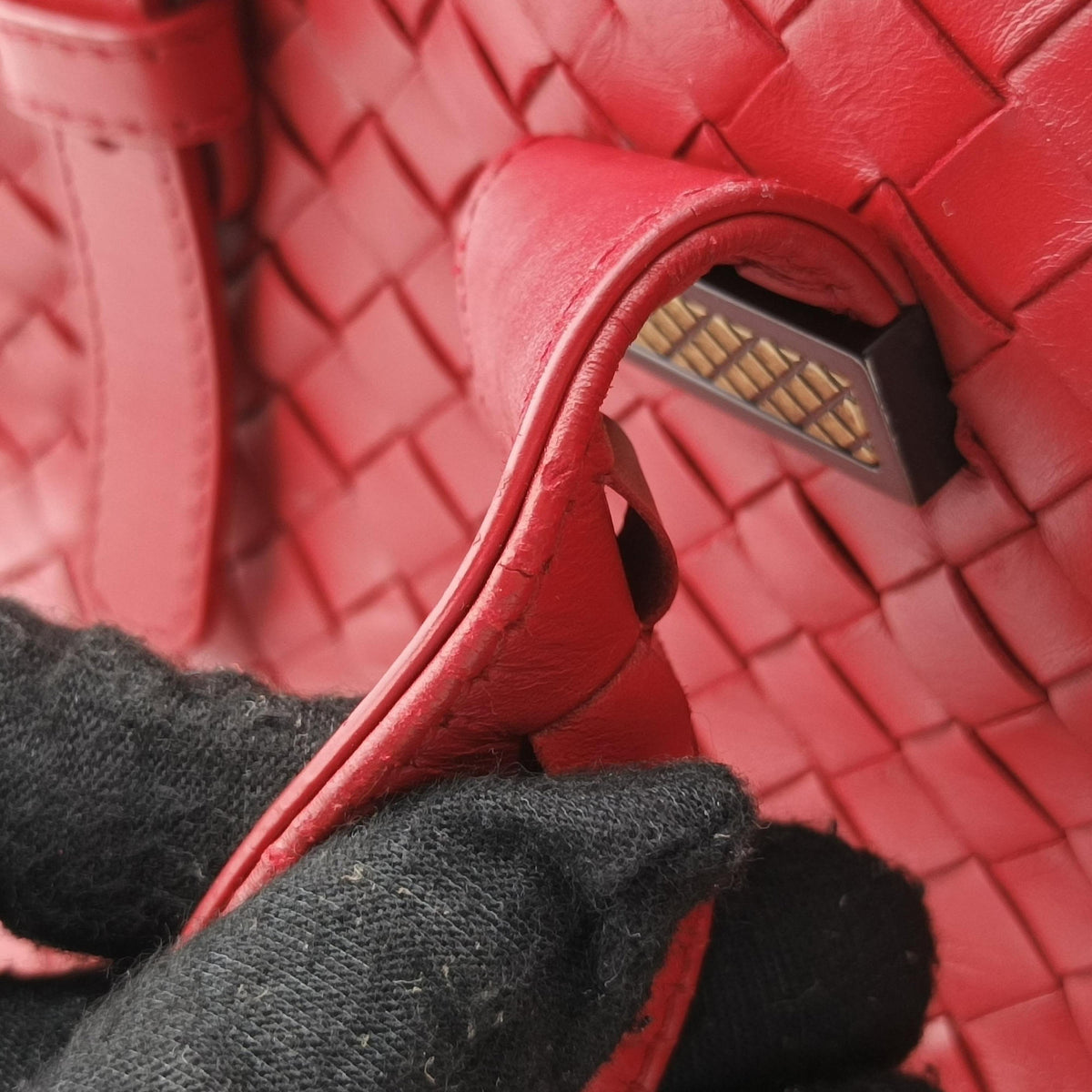 Pre-owned Bottega Veneta Roma Intrecciato Red lambskin  shoulderbag | stylenewstar