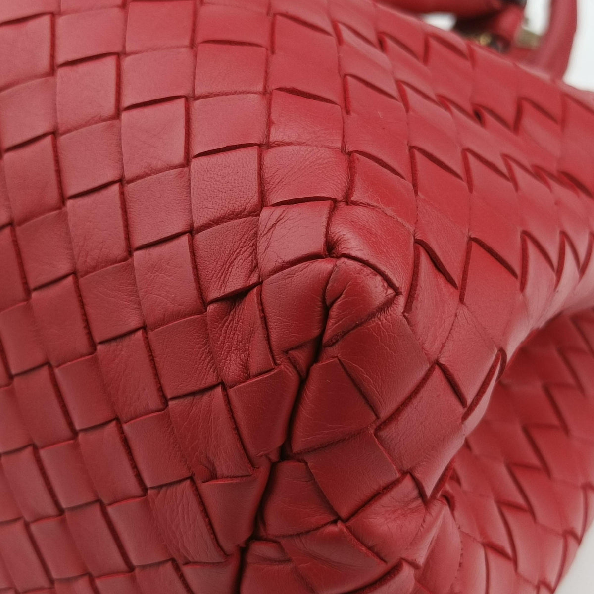 Pre-owned Bottega Veneta Roma Intrecciato Red lambskin  shoulderbag | stylenewstar