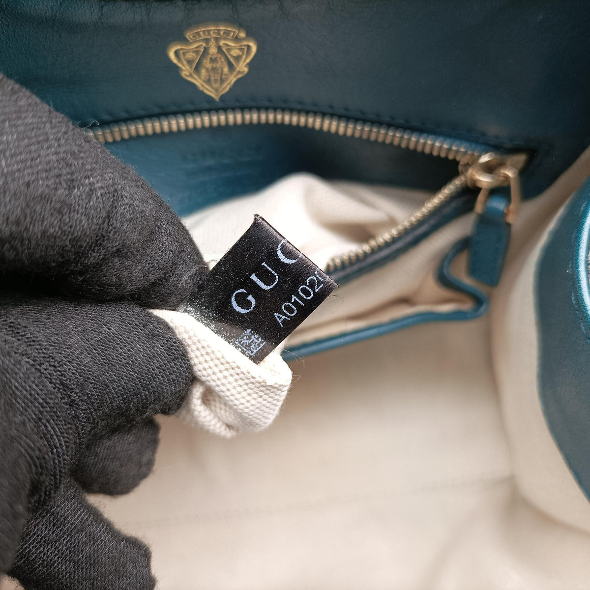 Pre-owned Gucci Stirrup Blue Leather 277515 shoulderbag | stylenewstar