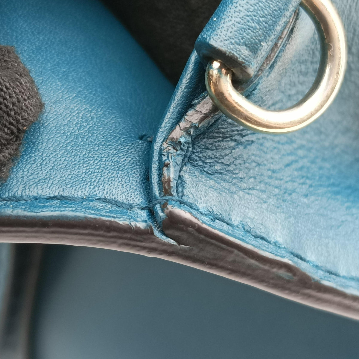 Pre-owned Gucci Stirrup Blue Leather 277515 shoulderbag | stylenewstar