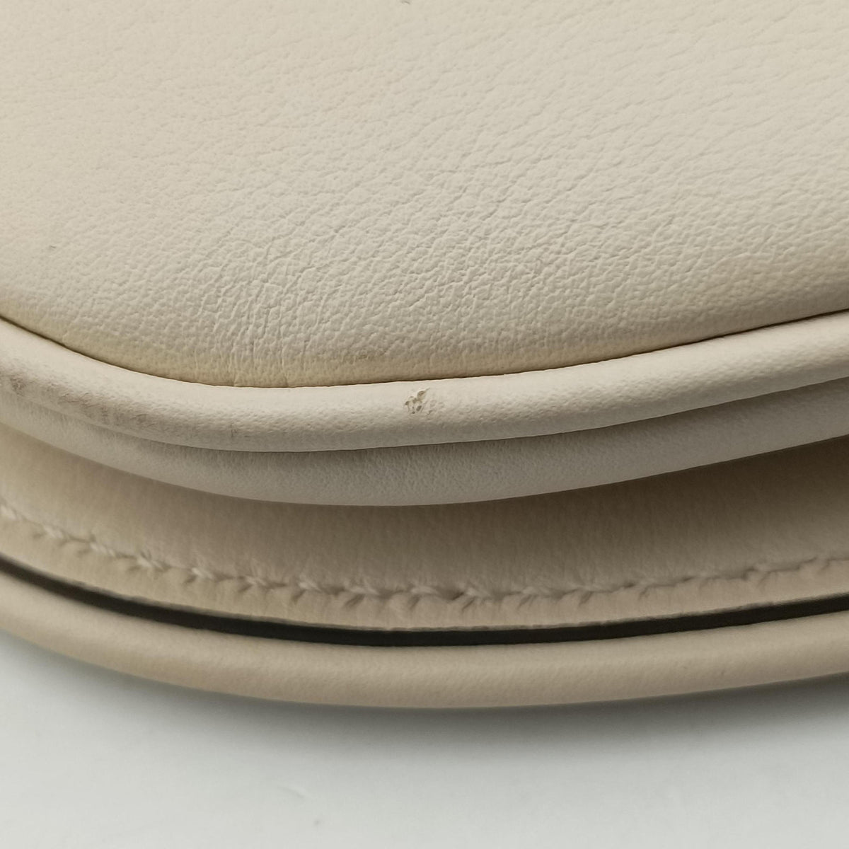 Pre-owned Gucci Blondie Chain White Leather 699268 shoulderbag | stylenewstar