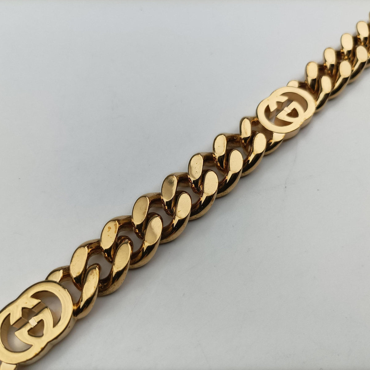Pre-owned Gucci Blondie Chain White Leather 699268 shoulderbag | stylenewstar