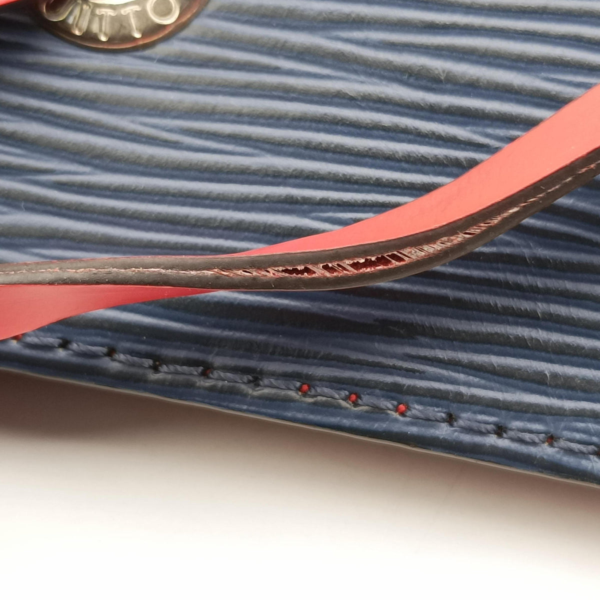 Secondhand Louis Vuitton NeoNoe INDIGO×Red Epi M54367 shoulderbag | stylenewstar