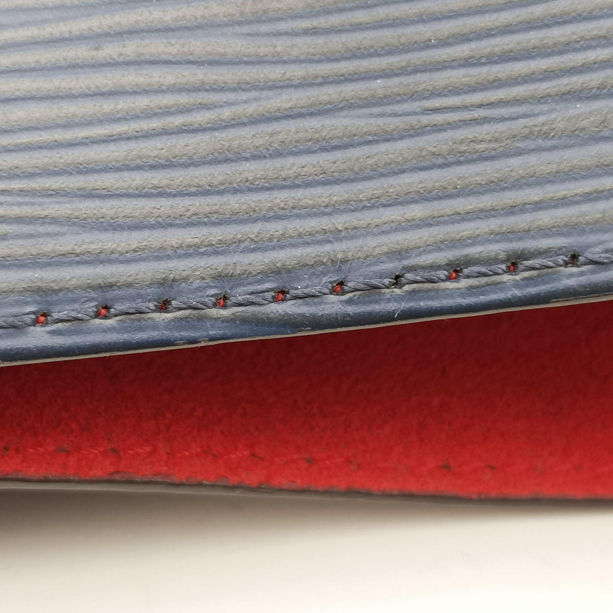Pre-owned Louis Vuitton NeoNoe INDIGO×Red Epi M54367 shoulderbag | stylenewstar