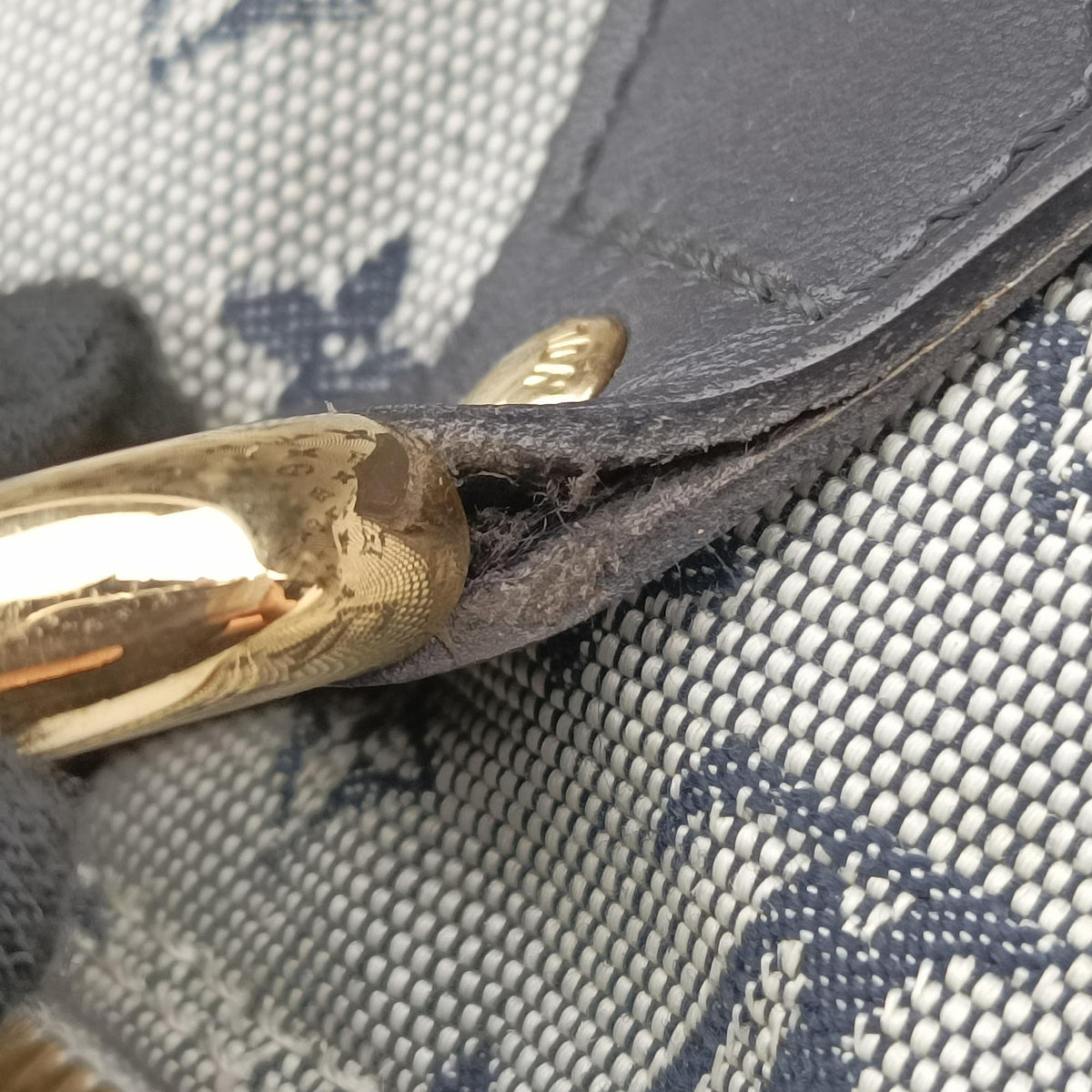 Vintage Louis Vuitton Monogram Mini Alma Long Navy × Gray Canvas × Leather M92303 handbag | stylenewstar