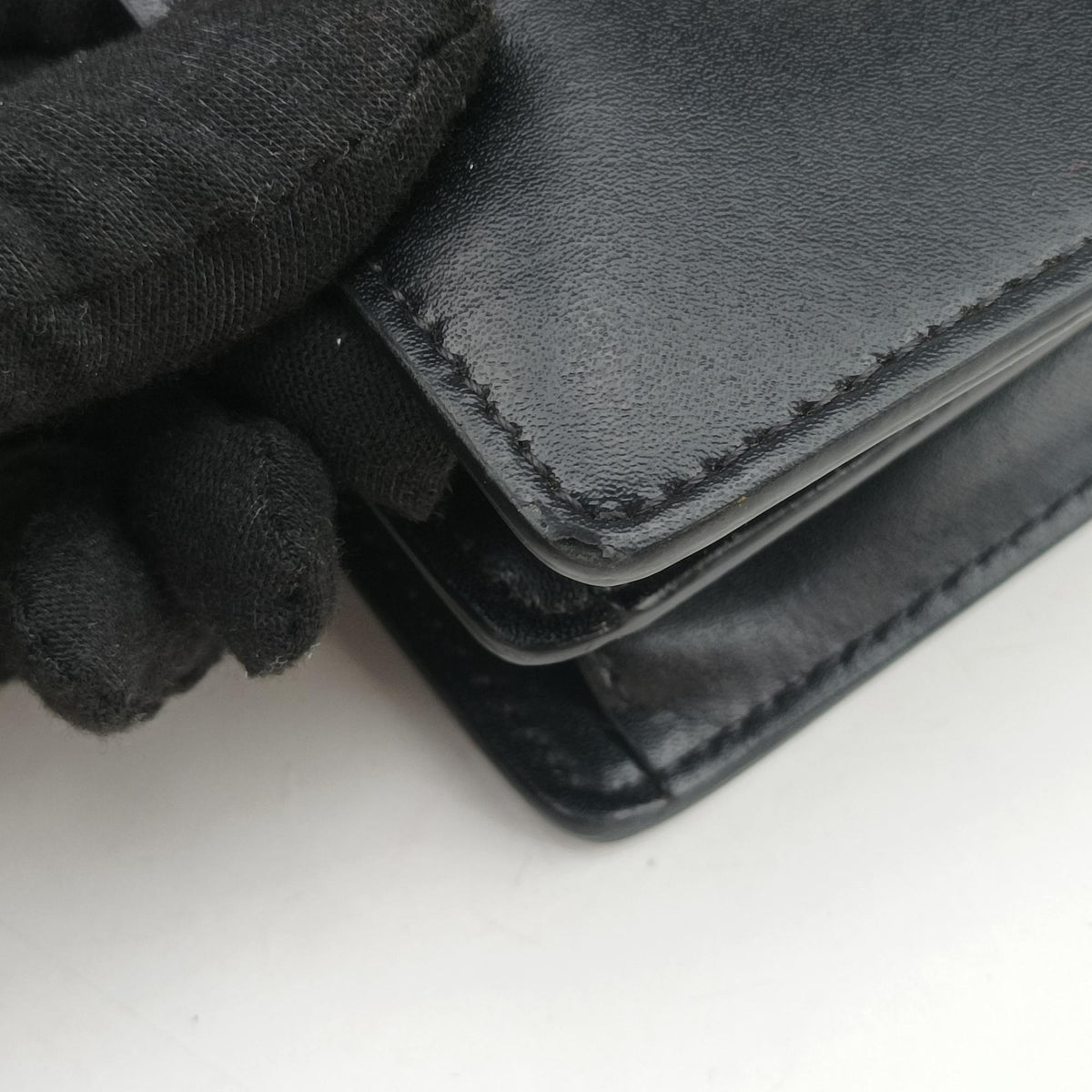 Vintage Fendi Kan I Black Leather 8M0381 shoulderbag | stylenewstar