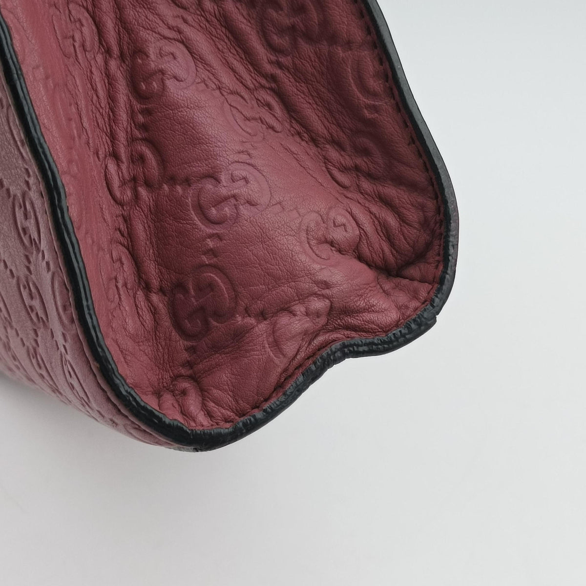 Pre-owned Gucci Emily Pink Leather 295402 shoulderbag | stylenewstar