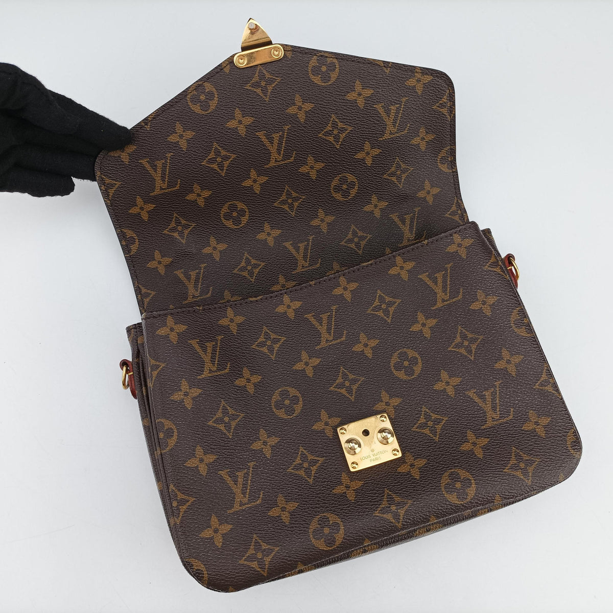 Pre-owned Louis Vuitton Pochette Metis MM Brown Monogram Canvas M44875 shoulderbag | stylenewstar