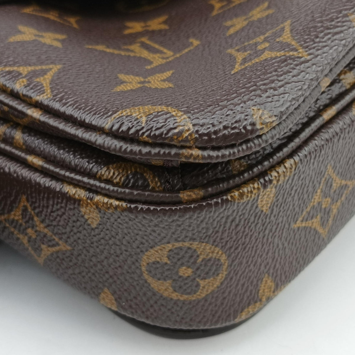Pre-owned Louis Vuitton Pochette Metis MM Brown Monogram Canvas M44875 shoulderbag | stylenewstar