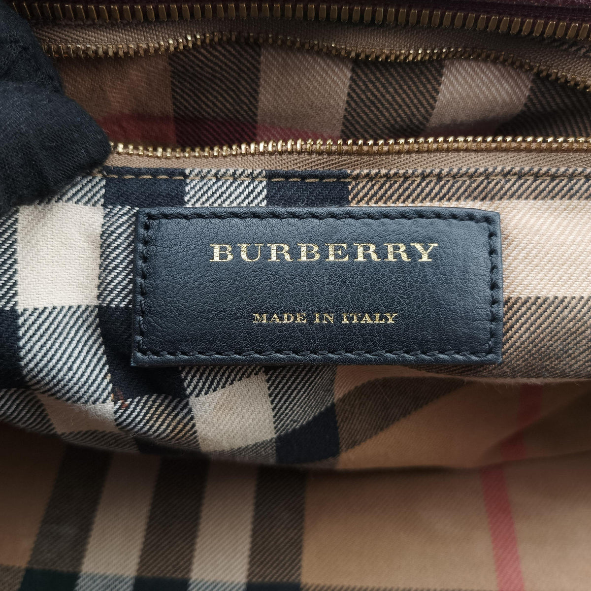 Vintage Burberry Alchester Burgundy Leather  handbag | stylenewstar