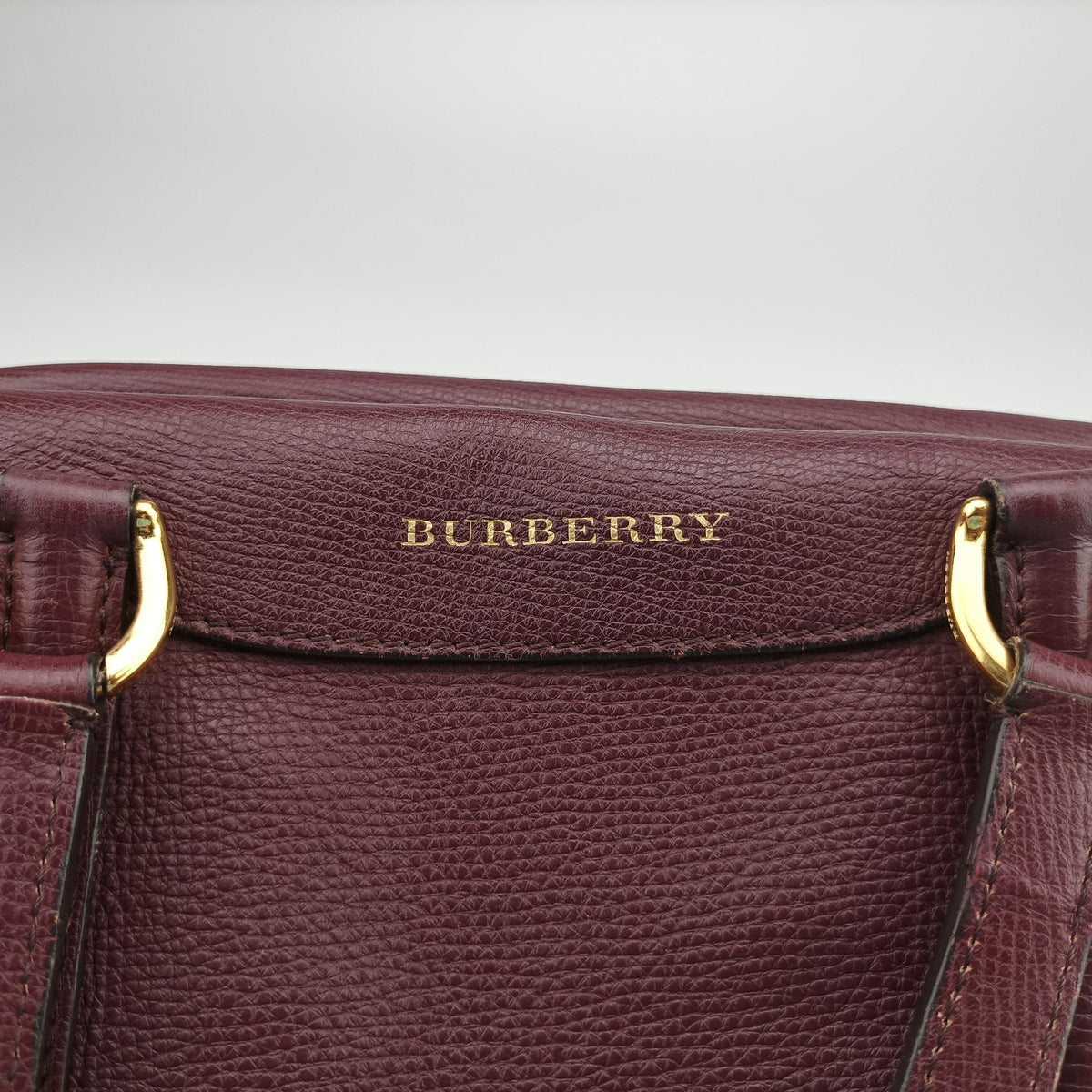 Vintage Burberry Alchester Burgundy Leather  handbag | stylenewstar