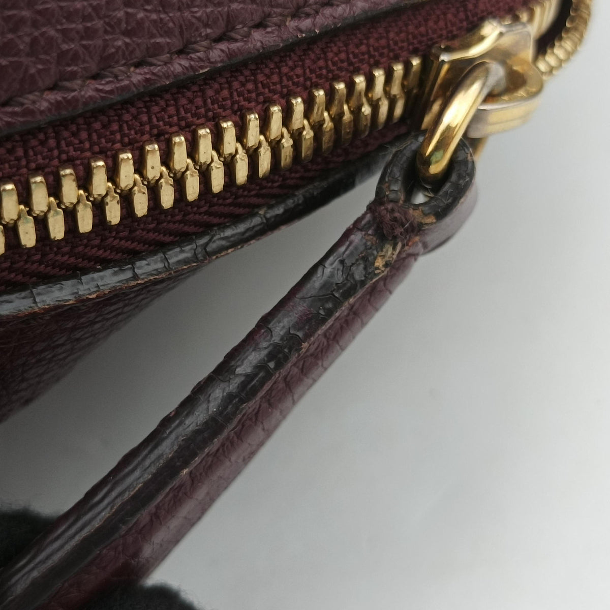 Vintage Burberry Alchester Burgundy Leather  handbag | stylenewstar