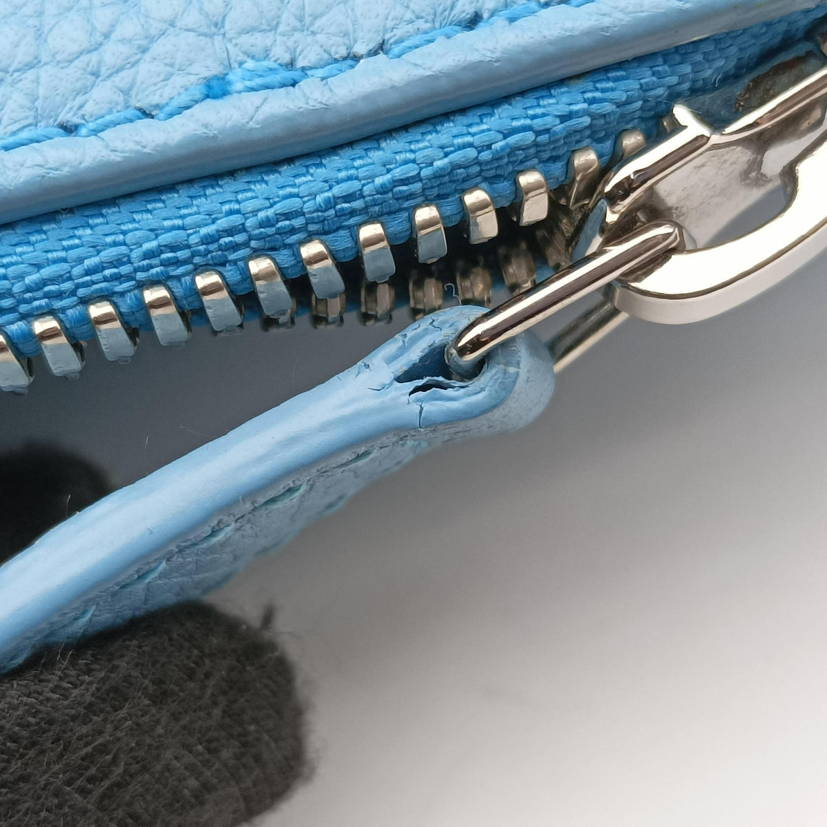 Pre-owned Balenciaga Le Dix Blue leather  shoulderbag | stylenewstar
