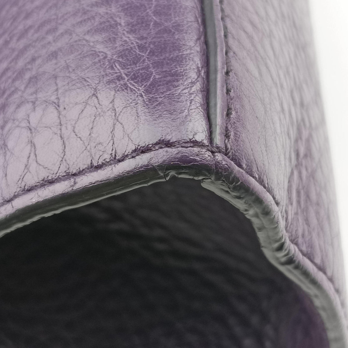 Vintage Gucci Emily Purple Leather 295403 shoulderbag | stylenewstar