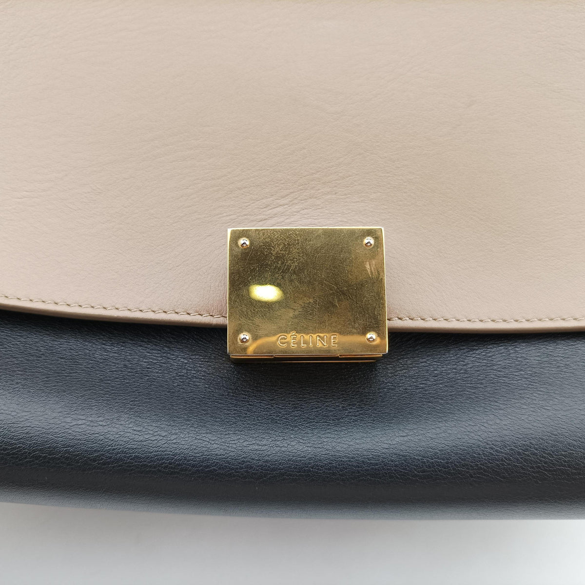 Pre-owned Celine Trapeze Beige×black×pink Suede × leather  shoulderbag | stylenewstar