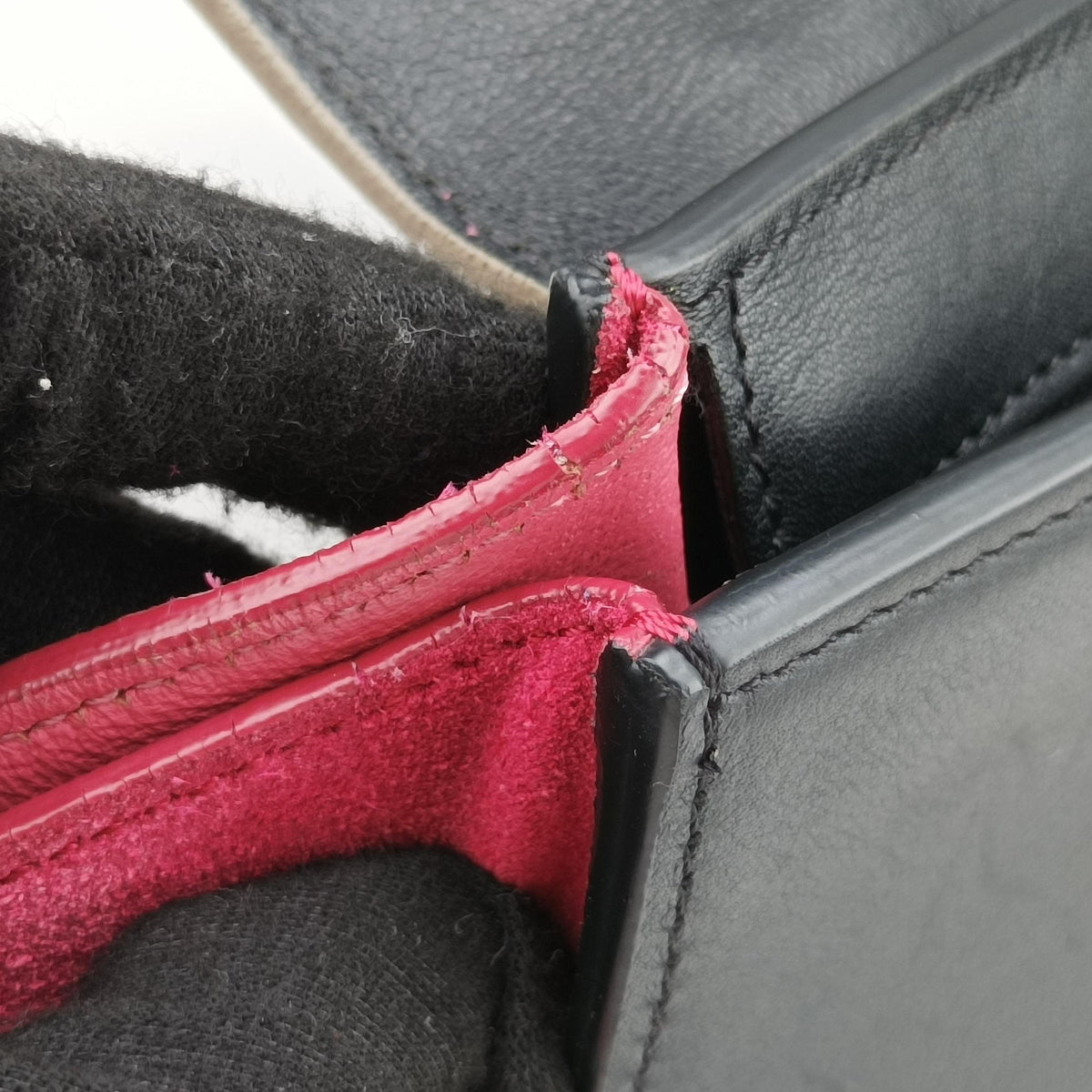Pre-owned Celine Trapeze Beige×black×pink Suede × leather  shoulderbag | stylenewstar