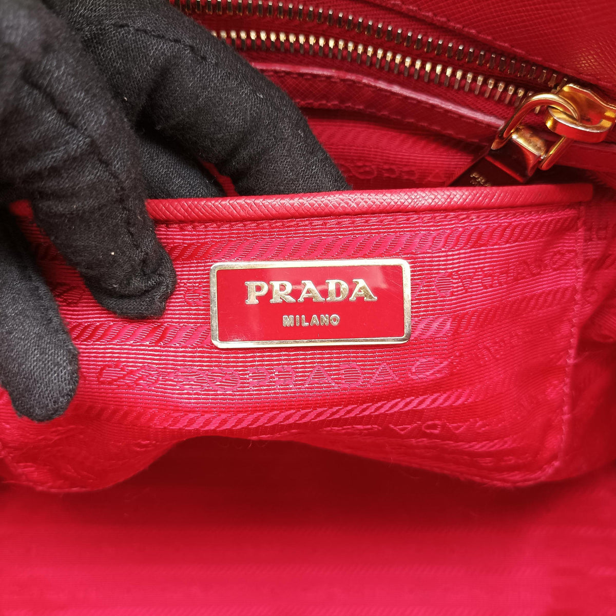 Pre-owned Prada Galleria Red SAFFIANO Leather BN1786 handbag | stylenewstar