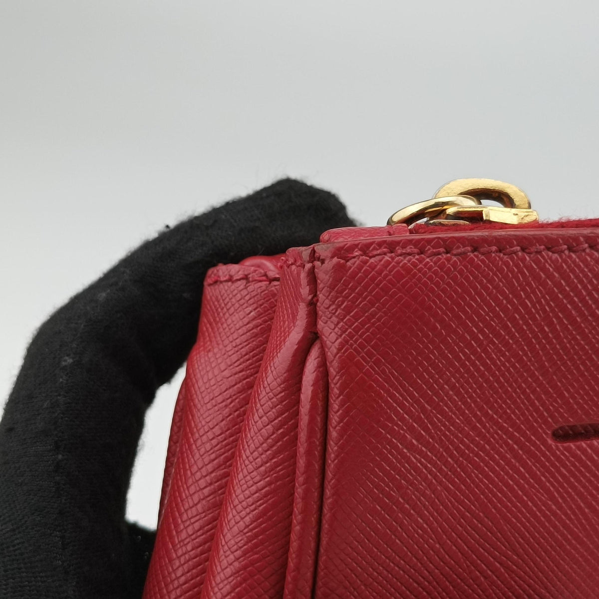 Pre-owned Prada Galleria Red SAFFIANO Leather BN1786 handbag | stylenewstar