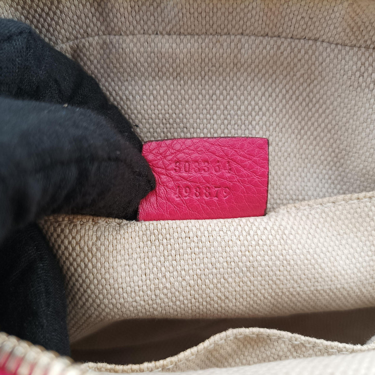 Pre-owned Gucci Soho Rose Leather 308364 shoulderbag | stylenewstar