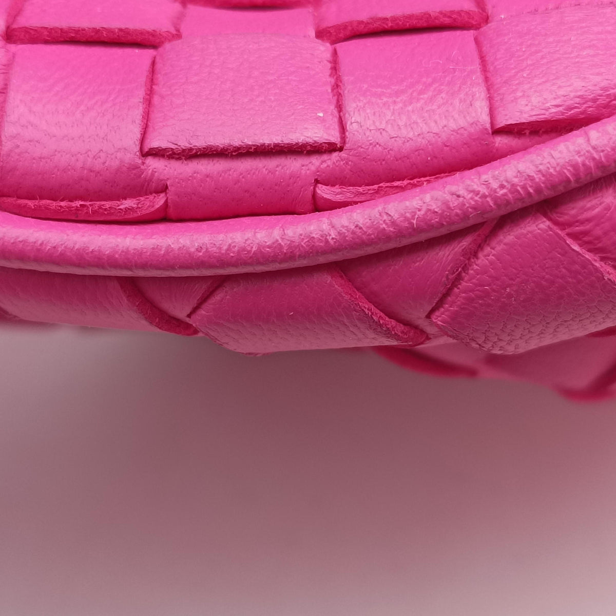 Pre-owned Bottega Veneta Intrecciato Rose lambskin  handbag | stylenewstar