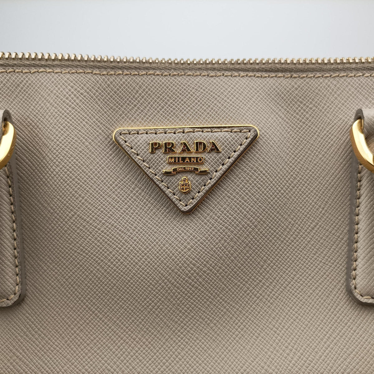 Secondhand Prada Galleria Beige SAFFIANO Leather BN1801 shoulderbag | stylenewstar