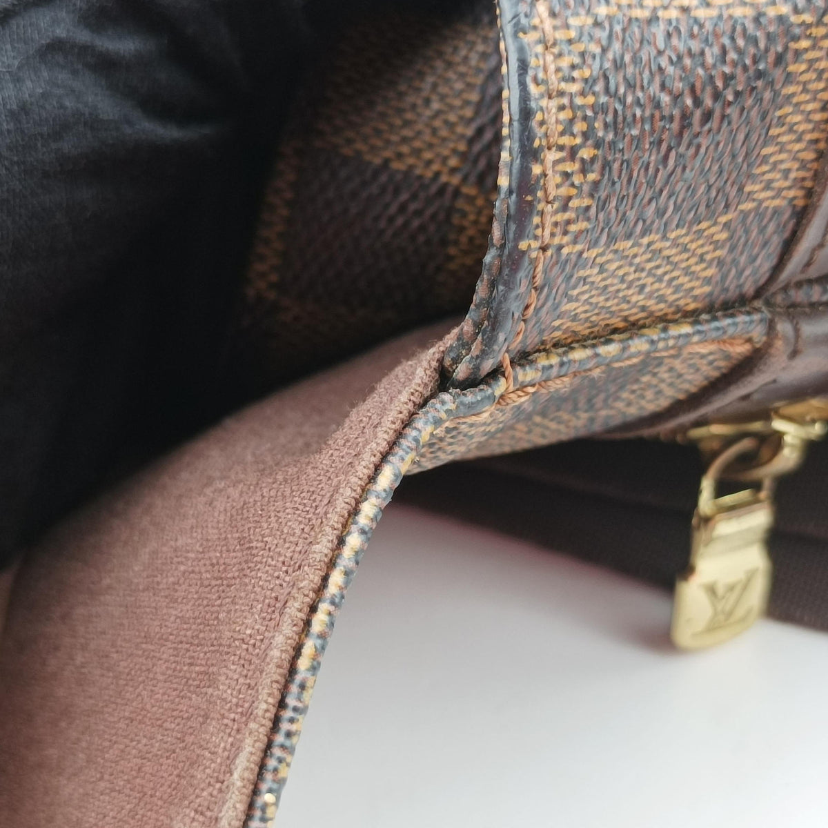 Vintage Louis Vuitton Bastille Messenger EBENE Damier Canvas N45258 crossbodybag | stylenewstar