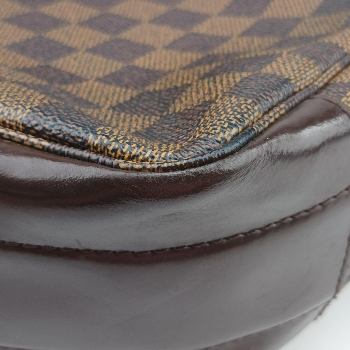 Pre-owned Louis Vuitton Bastille Messenger EBENE Damier Canvas N45258 crossbodybag | stylenewstar
