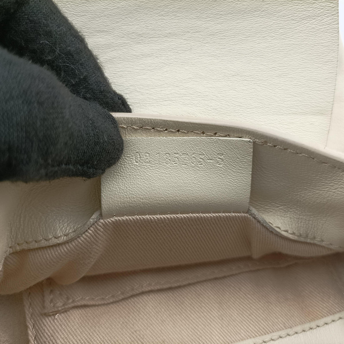 Pre-owned Chloe FAYE mini White leather  shoulderbag | stylenewstar