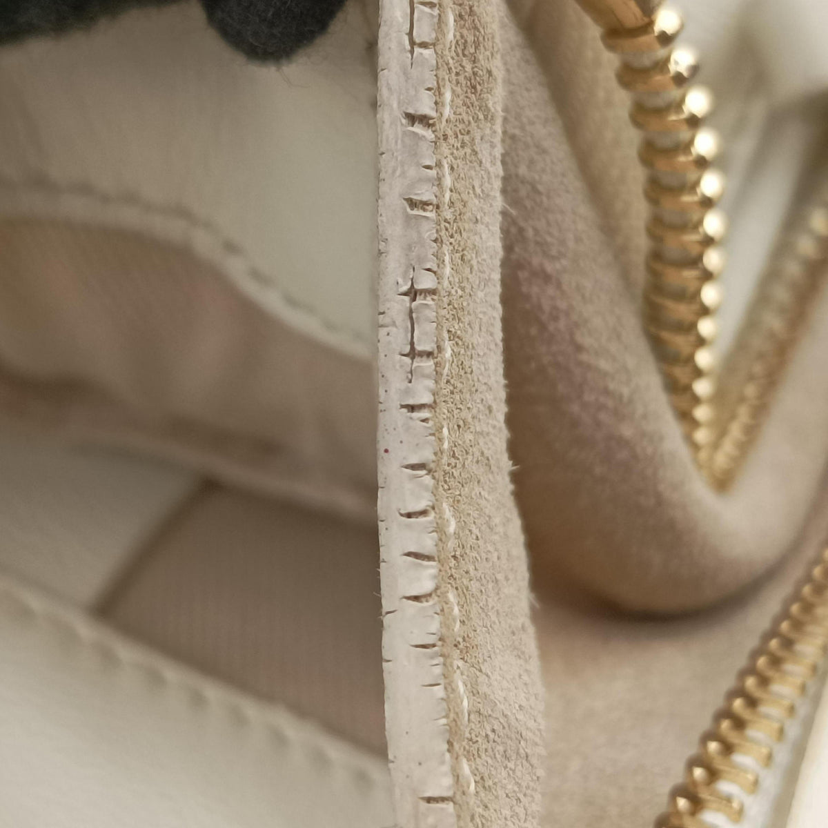 Pre-owned Chloe FAYE mini White leather  shoulderbag | stylenewstar