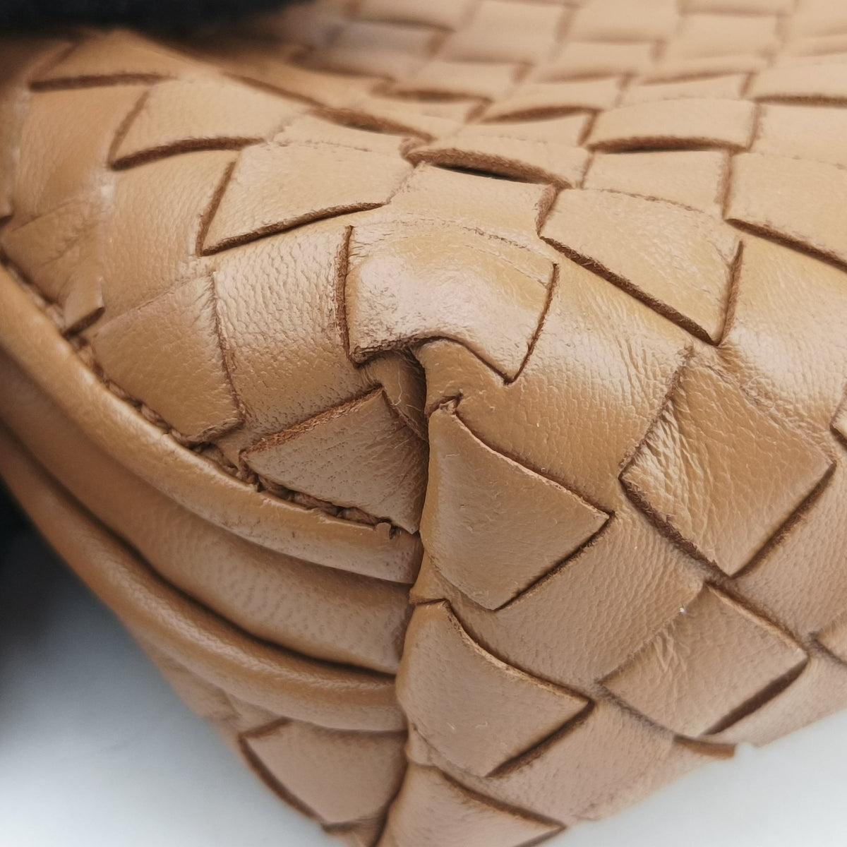 Vintage Bottega Veneta Nodini Intrecciato Beige Lambskin  shoulderbag | stylenewstar