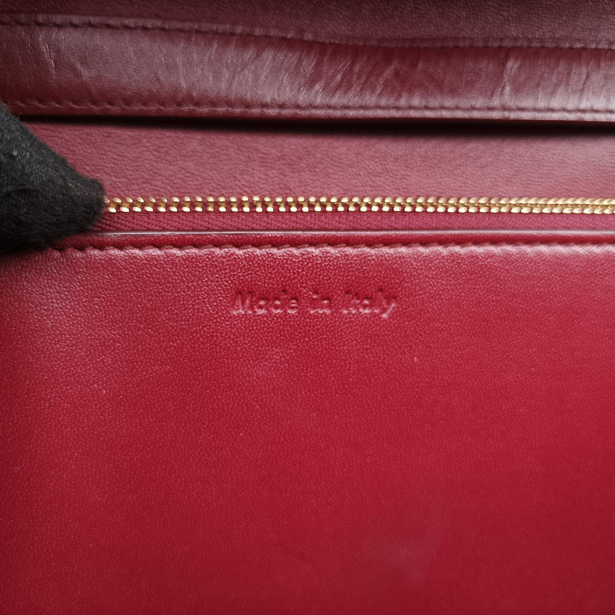 Vintage Celine Classic Box Burgundy Leather  shoulderbag | stylenewstar