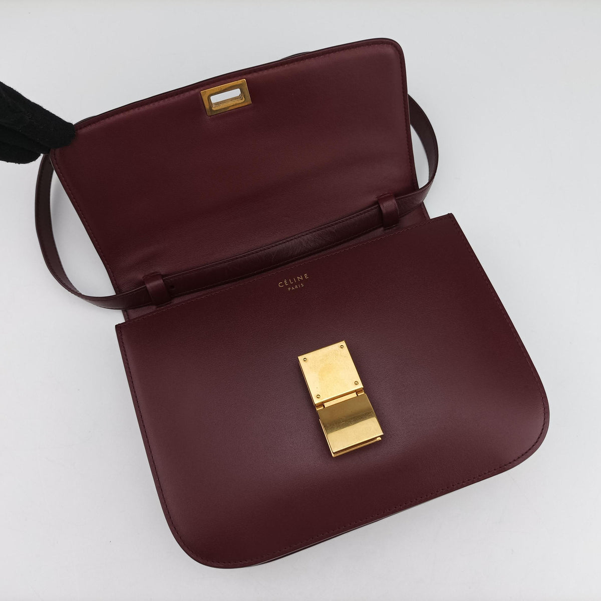 Vintage Celine Classic Box Burgundy Leather  shoulderbag | stylenewstar