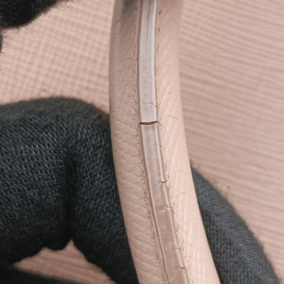 Pre-owned Prada Promenade Pink SAFFIANO patent BL0812 handbag | stylenewstar