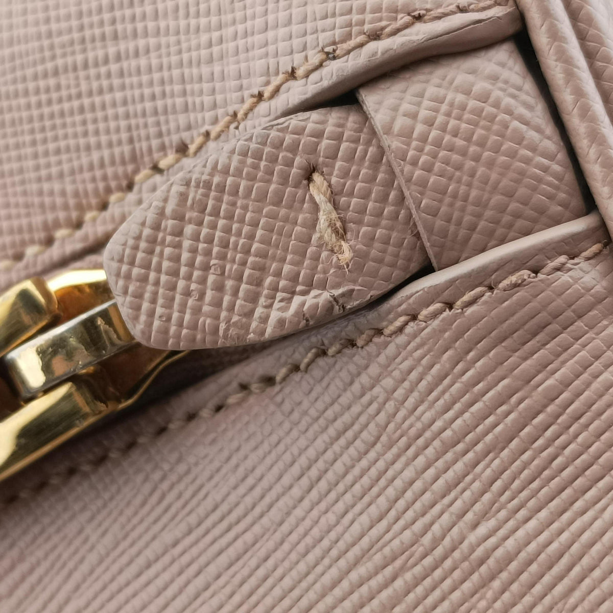 Pre-owned Prada Promenade Pink SAFFIANO patent BL0812 handbag | stylenewstar