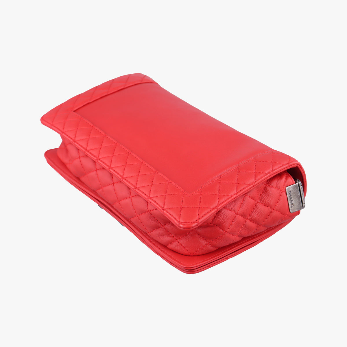 Secondhand Chanel BOY CHANEL Red Leather A67948 shoulderbag | stylenewstar