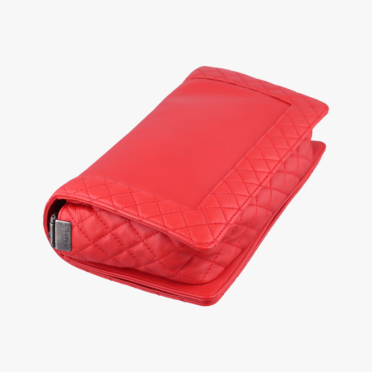 Secondhand Chanel BOY CHANEL Red Leather A67948 shoulderbag | stylenewstar