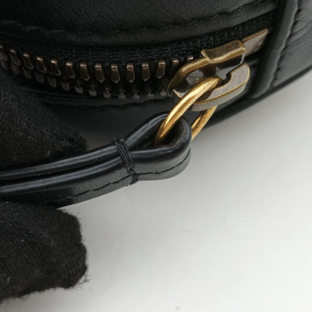 Pre-owned Gucci GG Marmont Black Leather 476434 bum bag/waist bag | stylenewstar