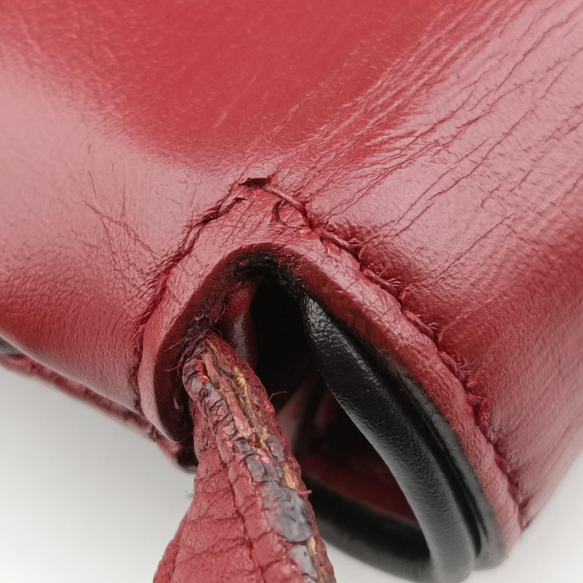 Pre-owned Gucci Arli Red Leather 550129 shoulderbag | stylenewstar