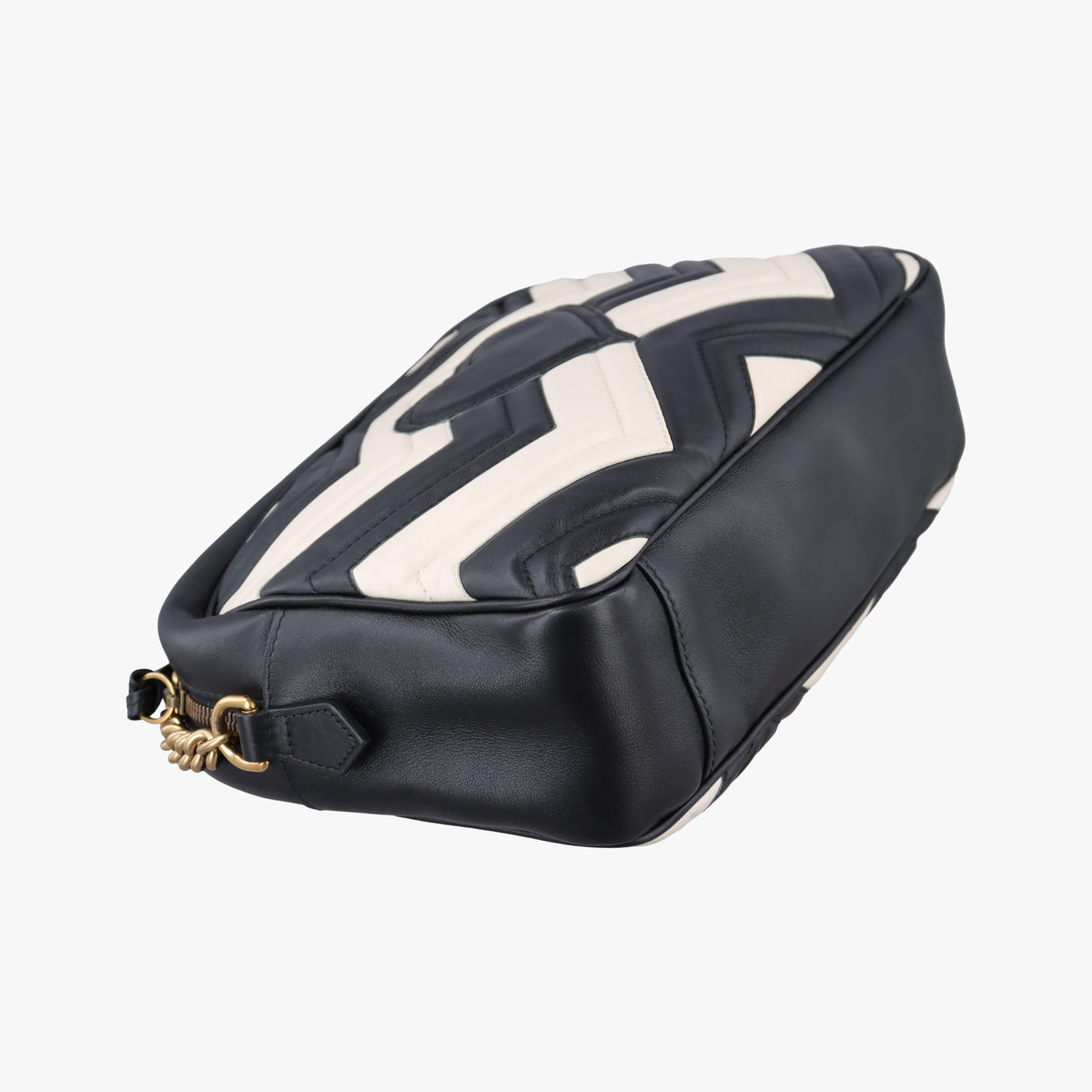 Pre-owned Gucci GG Marmont Black×white Leather 443499 shoulderbag | stylenewstar