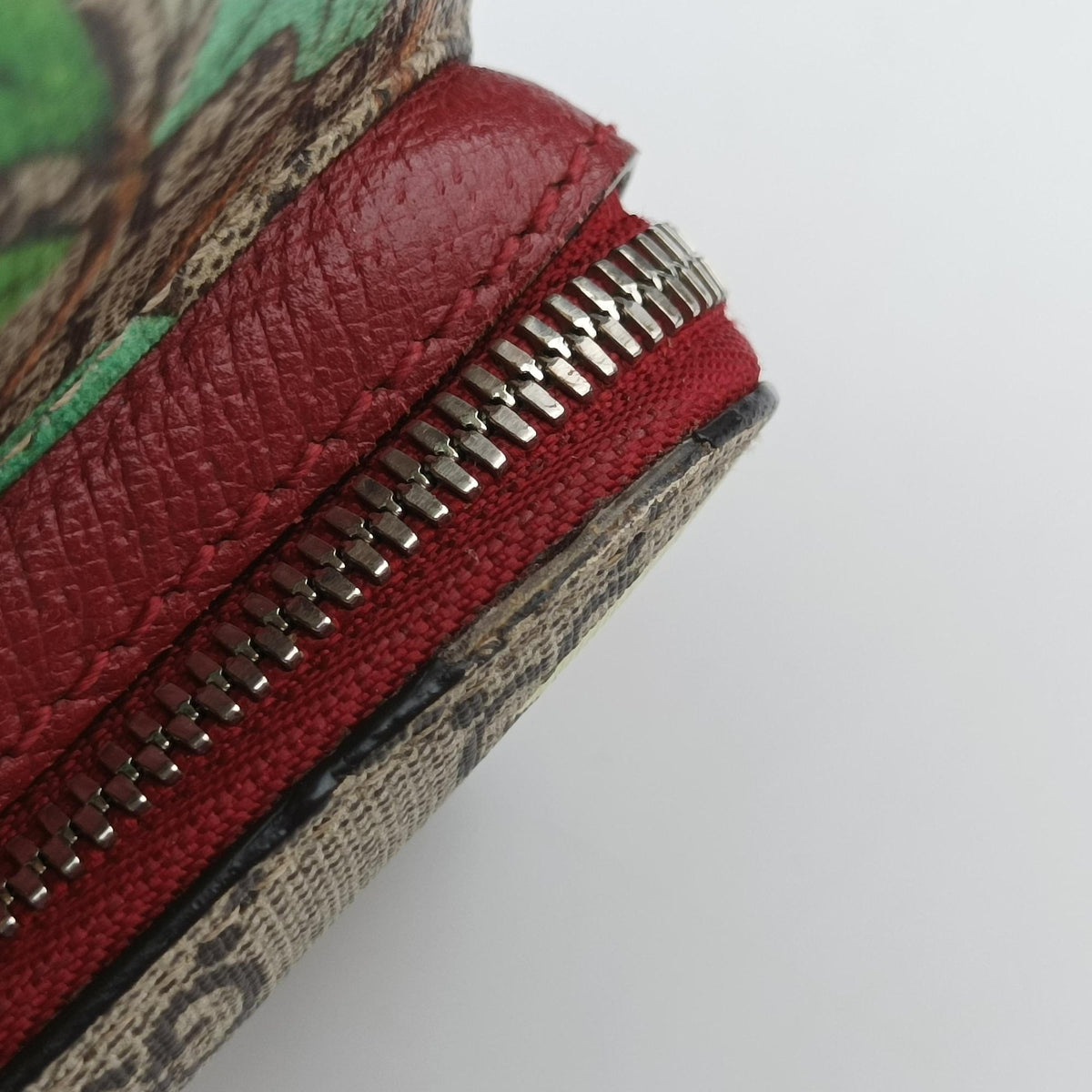 Pre-owned Gucci GG Supreme Tian beige×Multicolour PVC coated canvas×Leather 427042 backpack/rucksack | stylenewstar