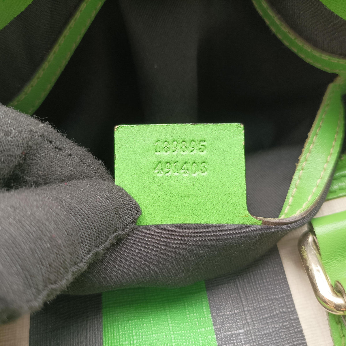 Pre-owned Gucci UNICEF Joy Green x White x Black PVC coated canvas 189895 handbag | stylenewstar