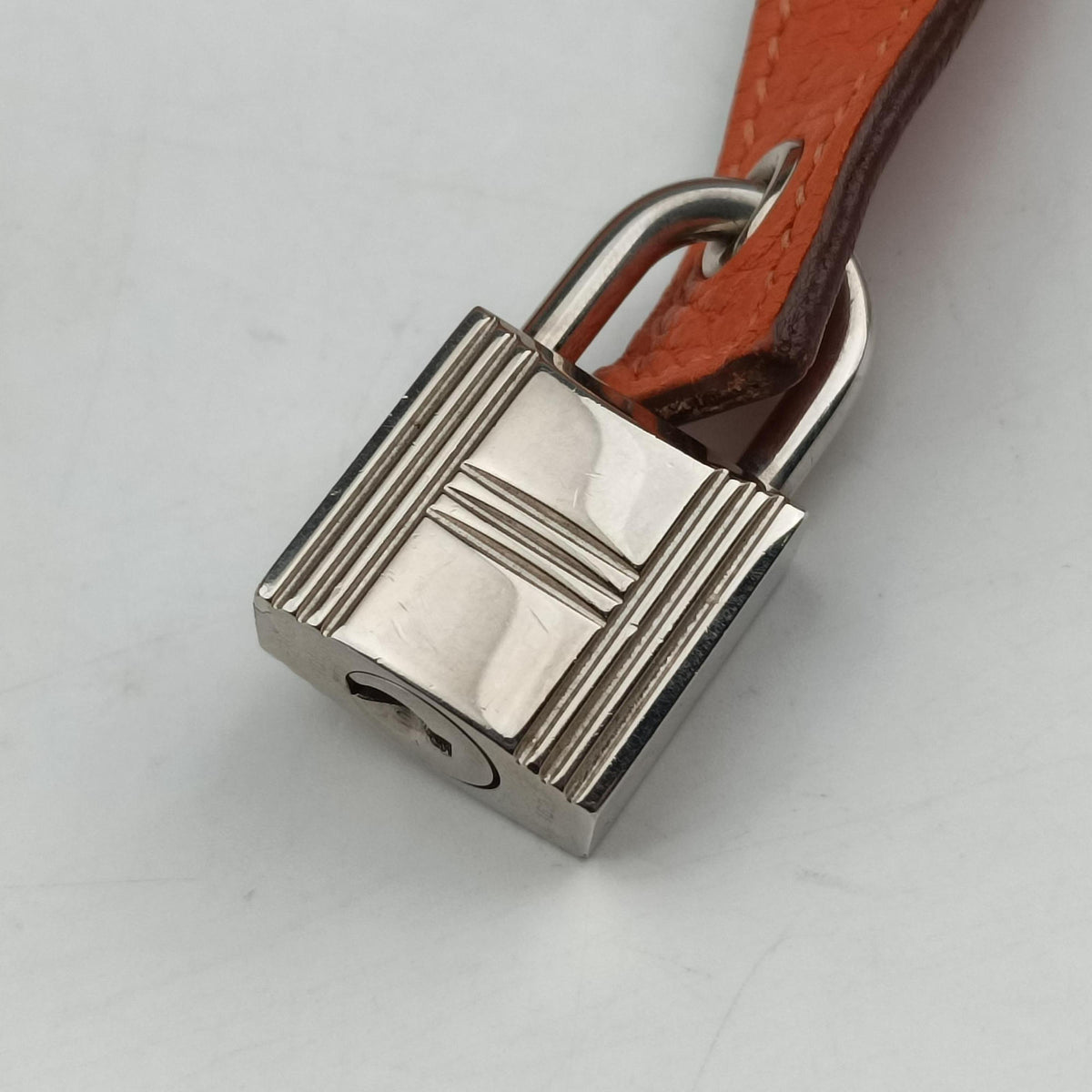 Pre-owned Hermes Picotin Lock Orange Taurillon Clemence  handbag | stylenewstar