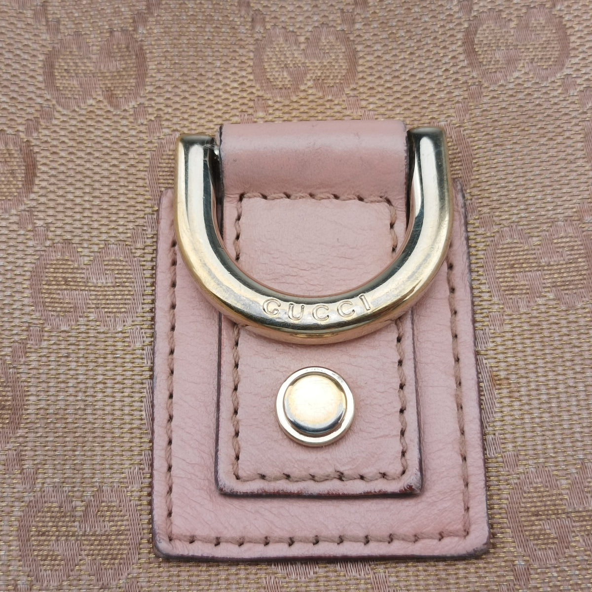 Pre-owned Gucci Abbey Pink canvas 131326 shoulderbag | stylenewstar