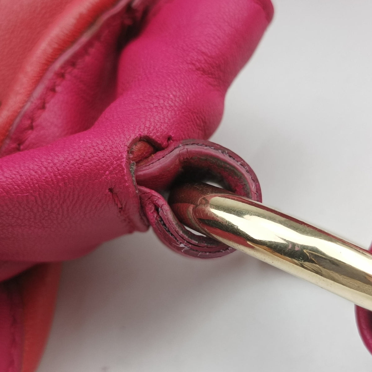 Vintage Celine Vintege Pink Leather  shoulderbag | stylenewstar