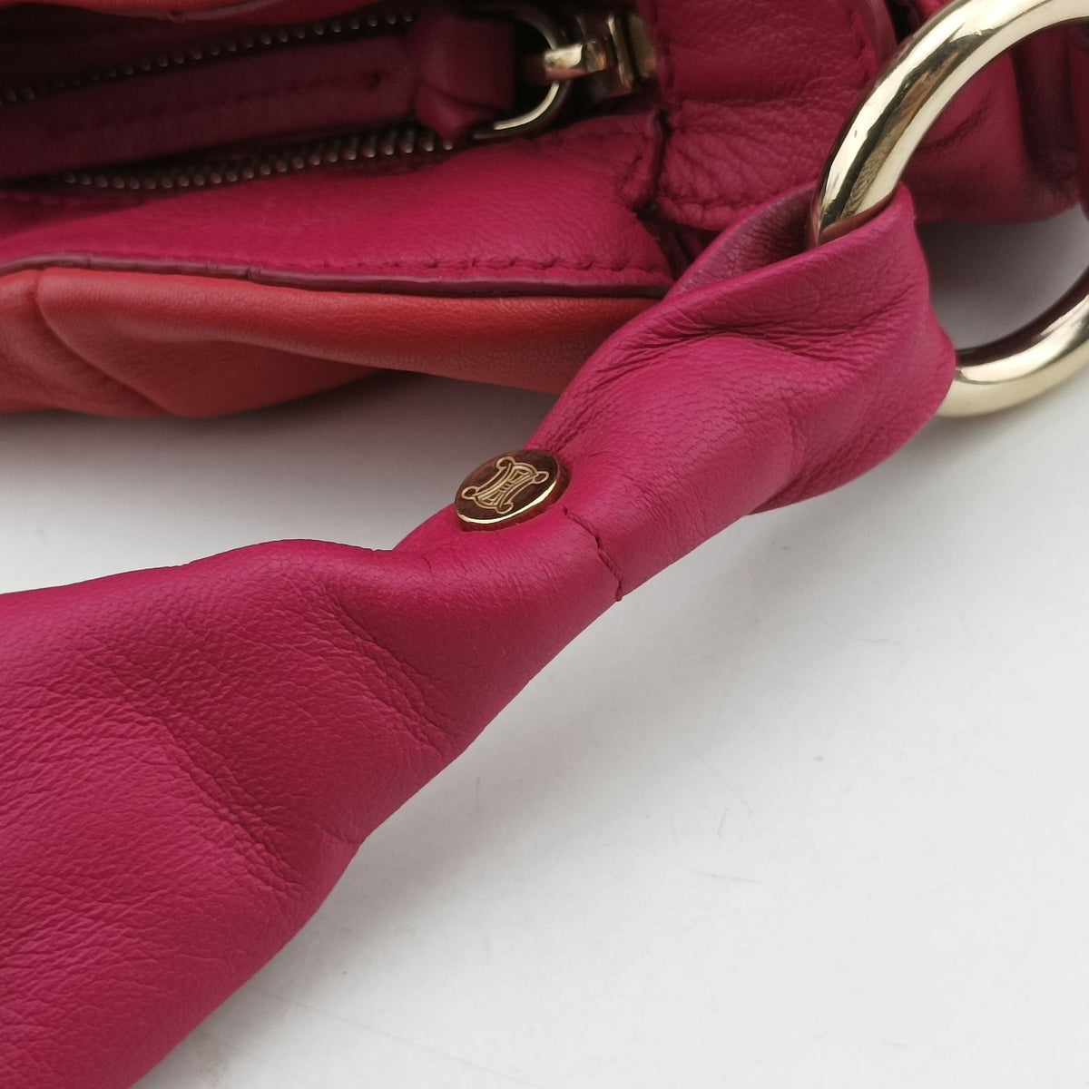 Vintage Celine Vintege Pink Leather  shoulderbag | stylenewstar