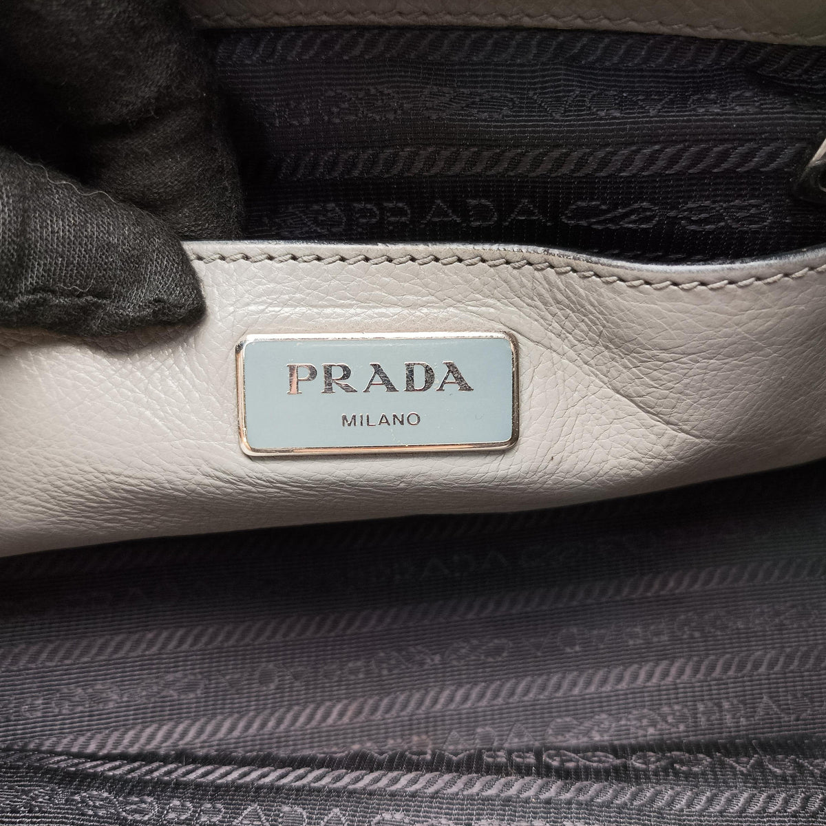 Pre-owned Prada Glace Twin Pocket Tote Grey leather B2625M handbag | stylenewstar