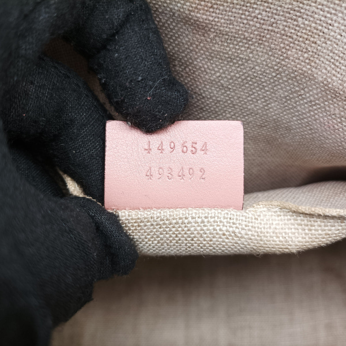 Pre-owned Gucci Microguccissima Pink Leather 449654 shoulderbag | stylenewstar