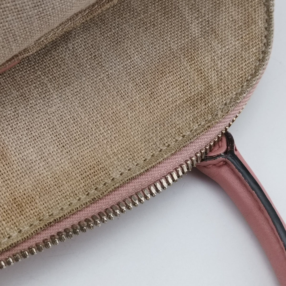 Pre-owned Gucci Microguccissima Pink Leather 449654 shoulderbag | stylenewstar